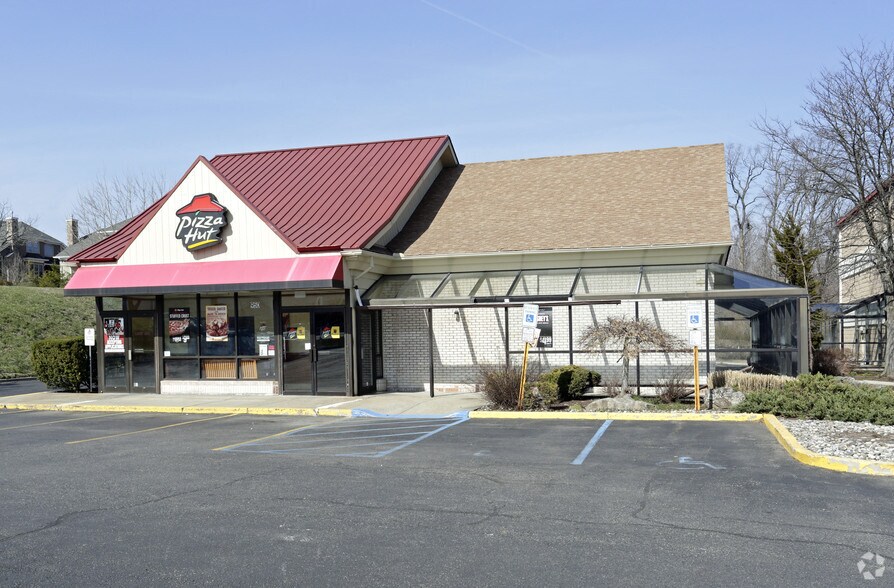 More Photos Of 950 State Rt 17, Ramsey Freestanding For Lease