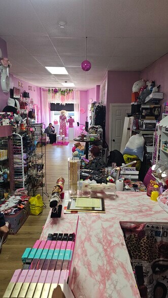 More Photos Of 5824 Torresdale Ave, Philadelphia Storefront Retail Residential For Sale