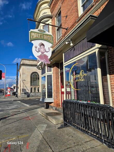 More Photos Of 337 Central Ave, Albany Storefront Retail Office For Sale