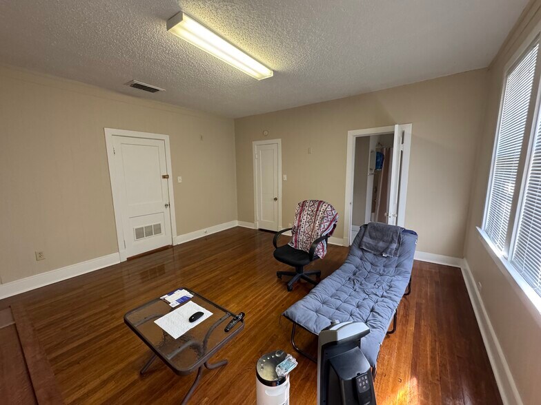 More Photos Of 436 S Fannin Ave, Tyler Office Residential For Sale