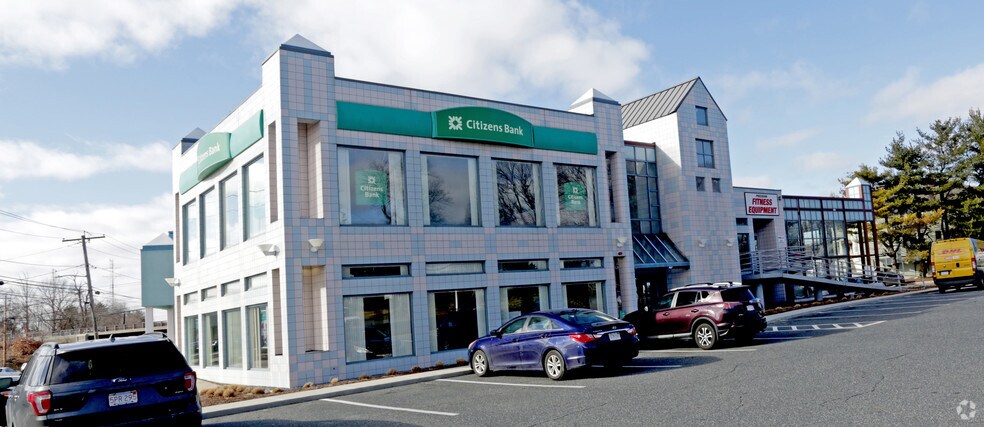 More Photos Of 303 Worcester Rd, Framingham Unknown For Lease