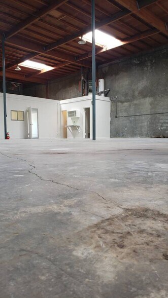 More Photos Of 1011 N Amphlett Blvd, San Mateo Service For Lease