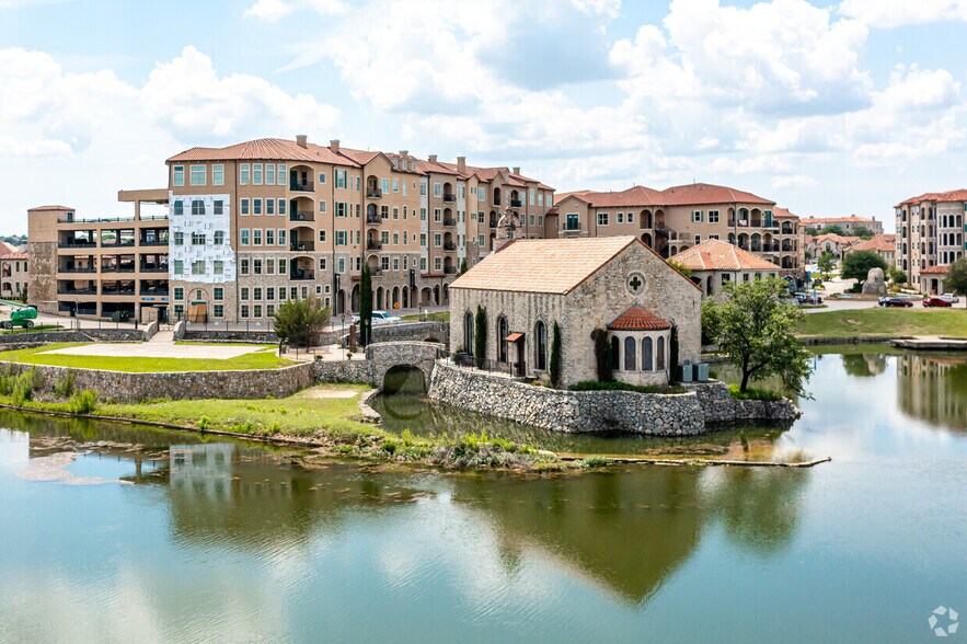 More Photos Of 6675 Mediterranean Dr, McKinney Restaurant For Sale