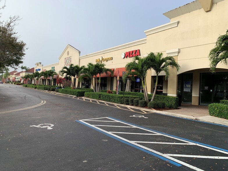 More Photos Of 5463 Lyons Rd, Coconut Creek Storefront For Lease