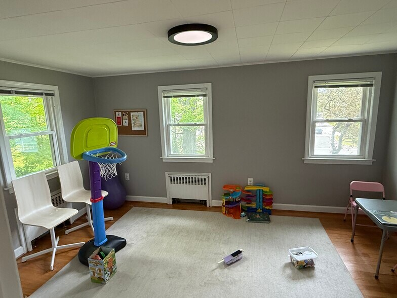 More Photos Of 241 Albany Tpke, Canton Storefront Retail Office For Lease