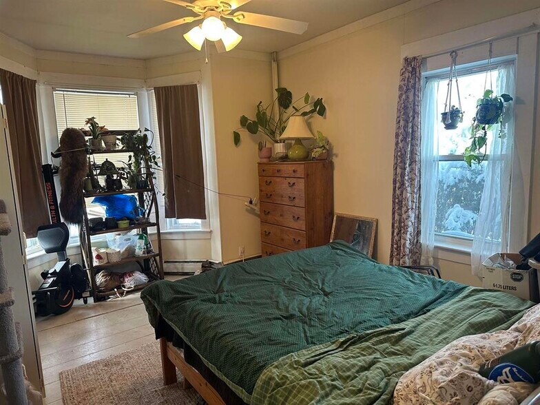 More Photos Of 48 Lafayette St, Rochester Multifamily For Sale