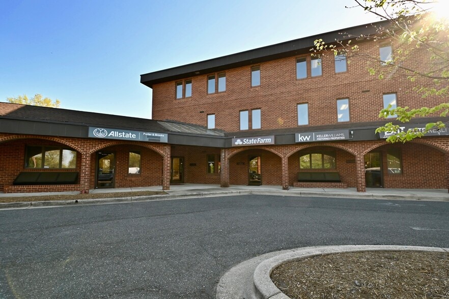 More Photos Of 10903 Indian Head Hwy, Fort Washington Office For Lease