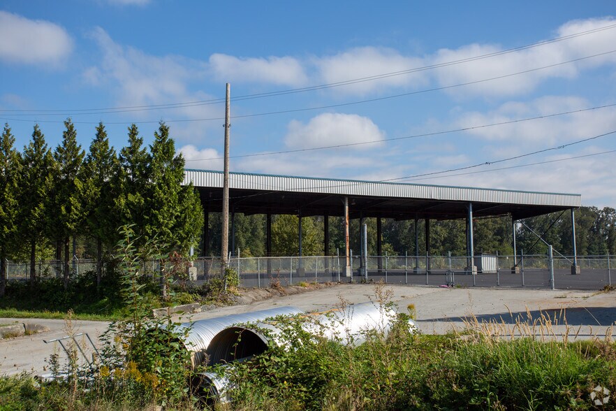 Primary Photo Of 201 Duncan St, New Westminster Warehouse For Lease