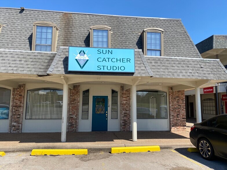 More Photos Of 2301 Midwestern Pky, Wichita Falls Unknown For Lease
