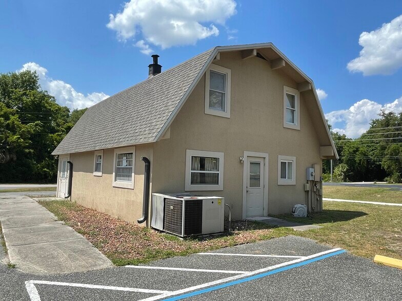 More Photos Of 5205 County Road 171, Wildwood Office For Sale