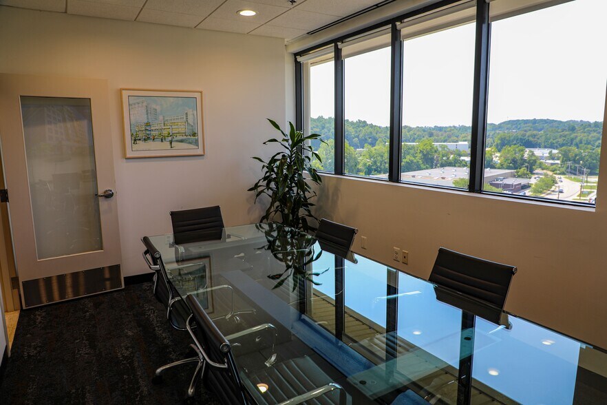 More Photos Of 100 Painters Mill Rd, Owings Mills Office For Lease