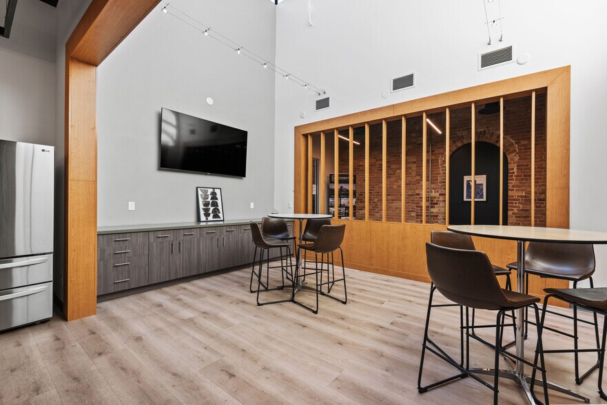 More Photos Of 55-65 N University Ave, Provo Office For Sale
