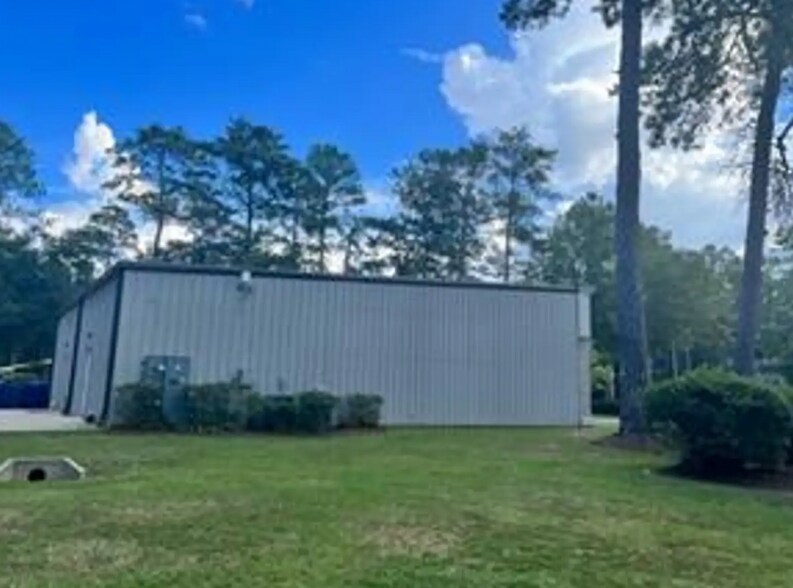 More Photos Of 2107 W 21st Ave, Covington Freestanding For Lease