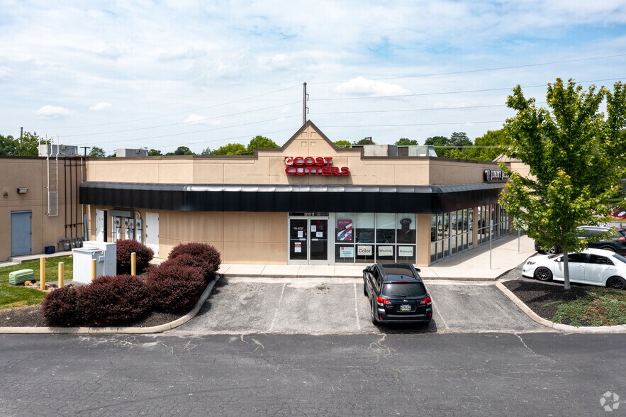 More Photos Of 1133A-1135 Oak Ridge Tpke, Oak Ridge Freestanding For Lease