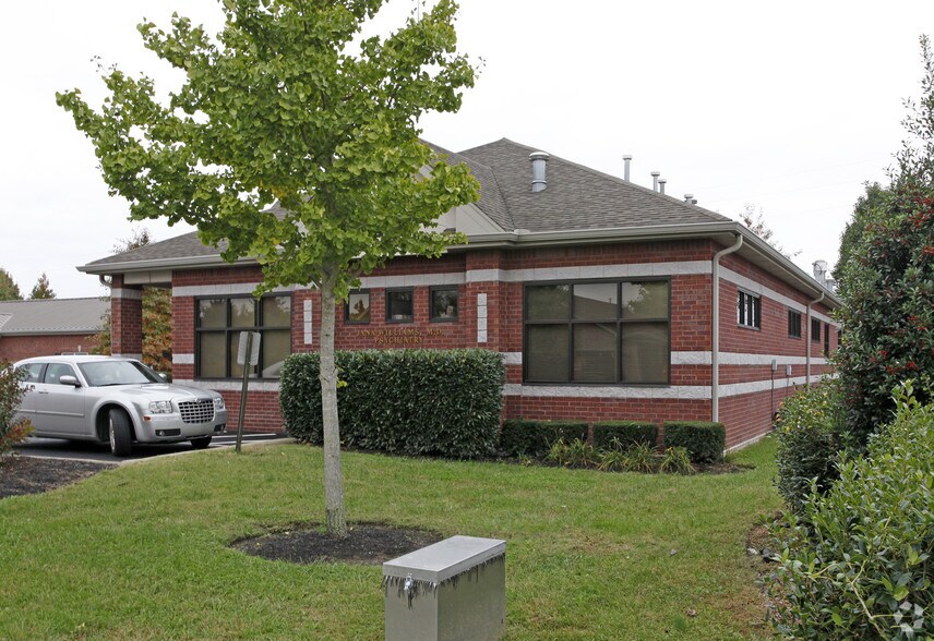 More Photos Of 233 Jackson Meadows Dr, Hermitage Medical For Lease