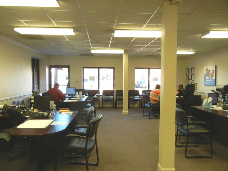 More Photos Of 1900 Taylor St, Columbia Freestanding For Lease