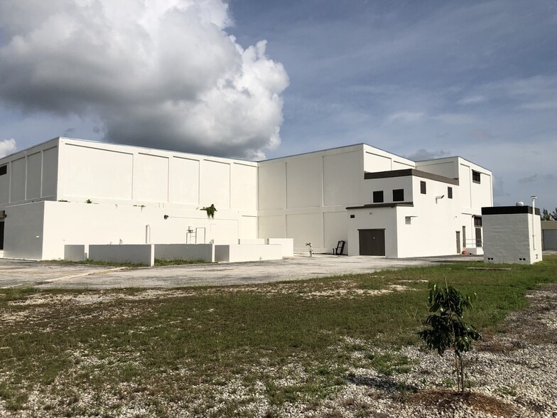 More Photos Of 40800 Card Sound Rd, Homestead Warehouse For Lease