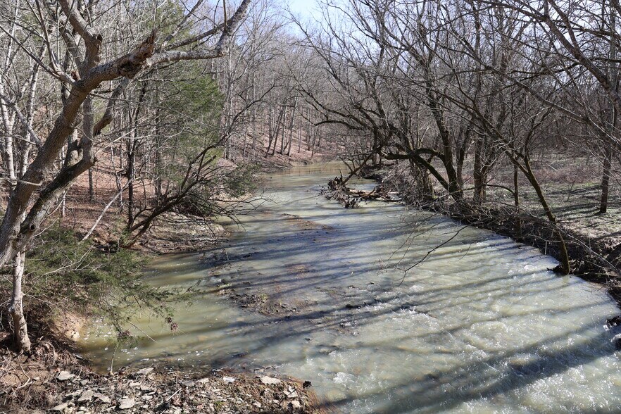 More Photos Of Porter Rd KY-32 on Exit 136 near Georgetown, Sadieville Land For Sale