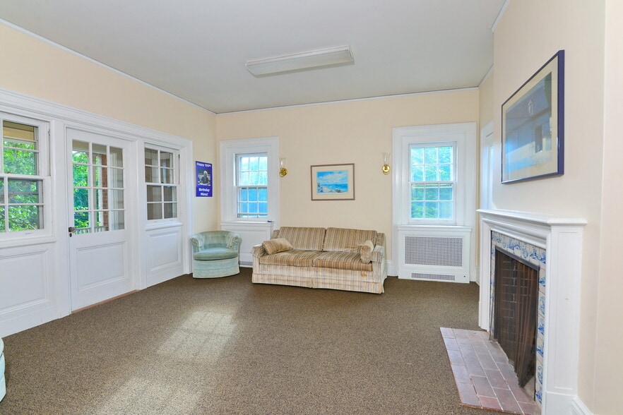 More Photos Of 1265 Asylum Ave, Hartford Lodge Meeting Hall For Lease