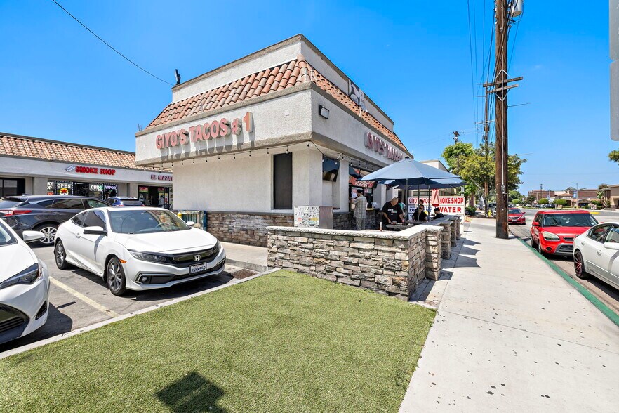 More Photos Of 8428-8456 Alondra Blvd, Paramount Freestanding For Sale