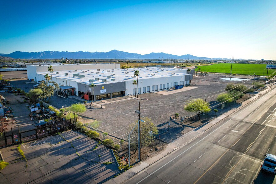 Primary Photo Of 4215 W Lower Buckeye Rd, Phoenix Warehouse For Lease
