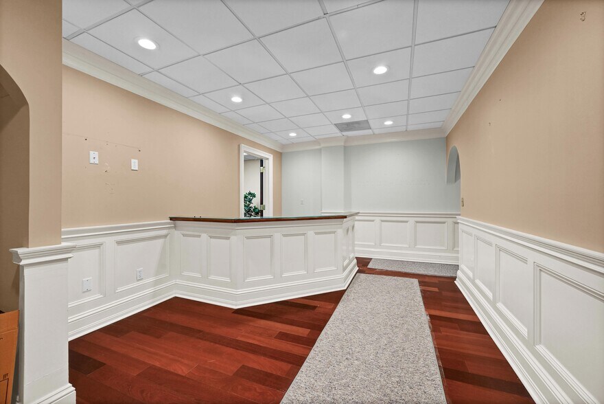 More Photos Of 90 Grove St, Ridgefield Medical For Sale