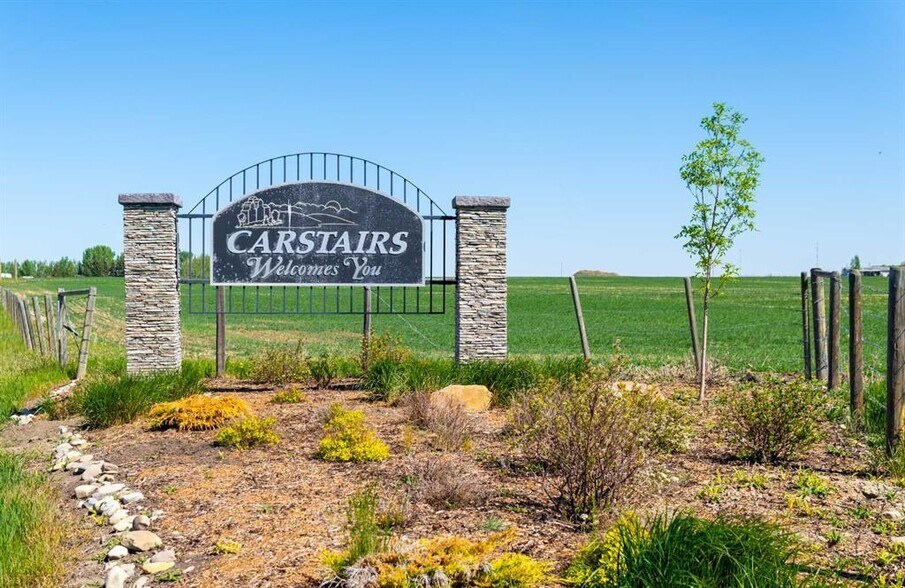 More Photos Of 1001A Hwy 2 A, Carstairs Land For Sale