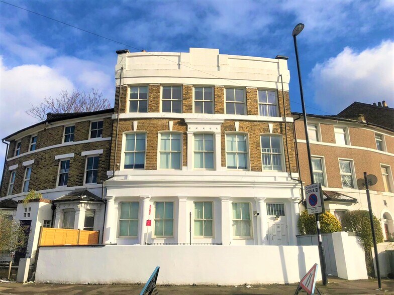 Primary Photo Of 63 Courthill Road Rd, London Specialty For Sale