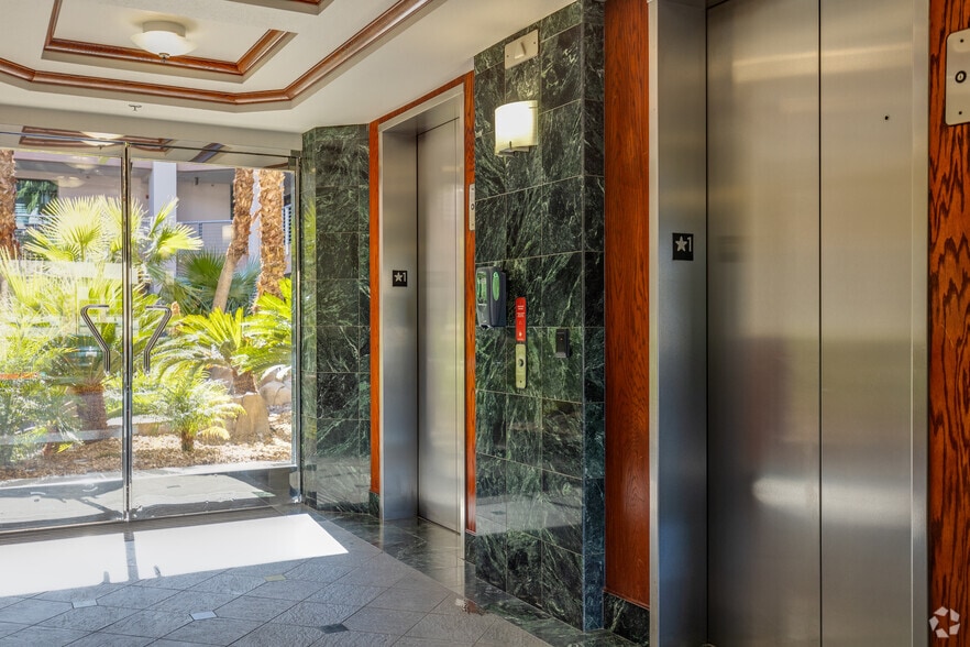 More Photos Of 2470 St Rose Pky, Henderson Unknown For Lease