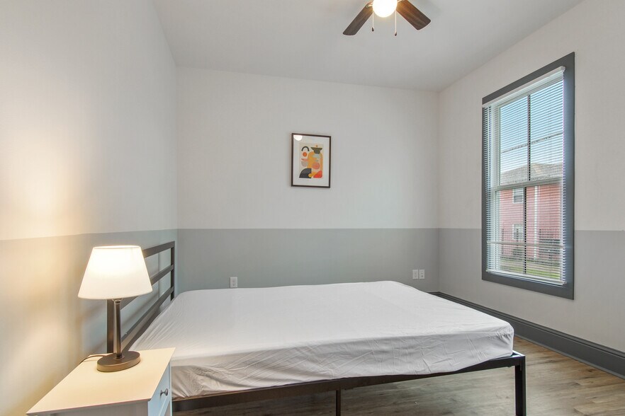 More Photos Of 2808 Philip St, New Orleans Apartments For Sale