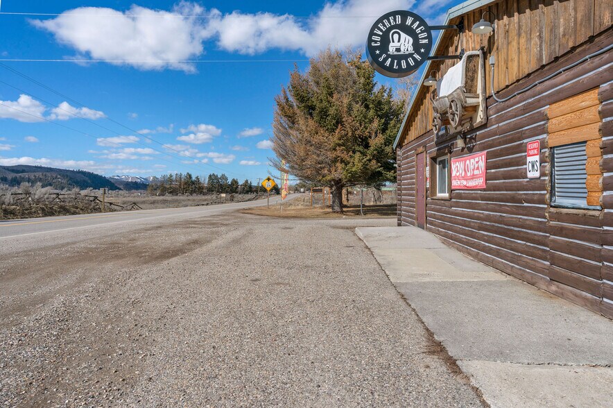 More Photos Of 3449 Swan Valley hwy, Irwin Bar For Sale