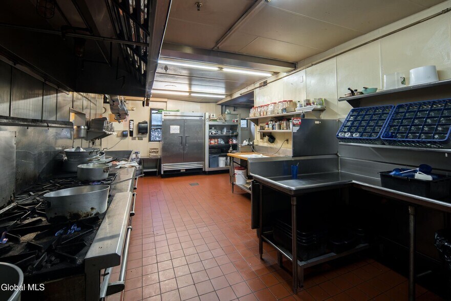 More Photos Of 855 Hoosick St, Troy Restaurant For Sale