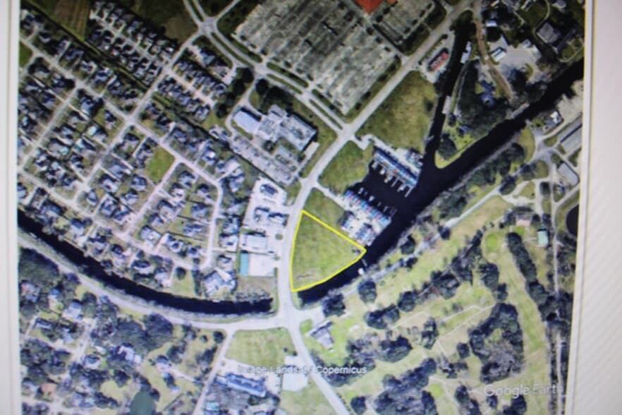 More Photos Of 3019 & 3037 Barrow Street St, Houma Land For Sale