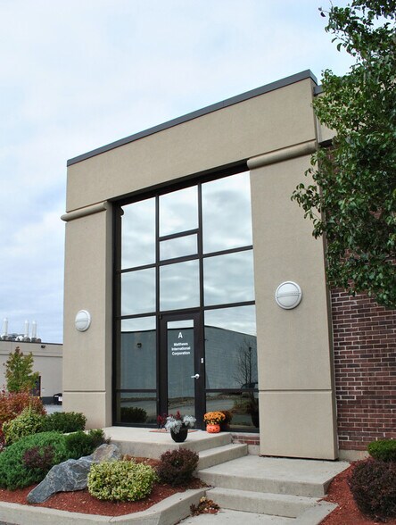 More Photos Of 3 Gill St, Woburn Light Manufacturing For Lease
