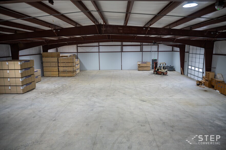 More Photos Of 1422 Cimarron Ct, Greeley Warehouse For Lease
