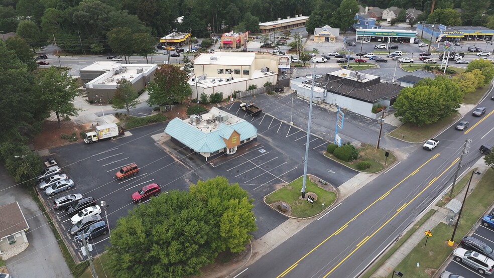 Primary Photo Of 2032 Montreal Rd, Tucker Fast Food For Sale