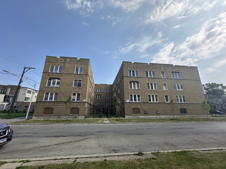 More Photos Of 7250 S Emerald Ave, Chicago Apartments For Sale