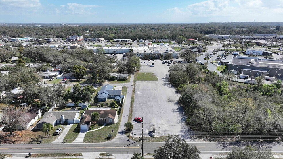 More Photos Of 4715 S Florida Ave, Lakeland Storefront Retail Office For Lease