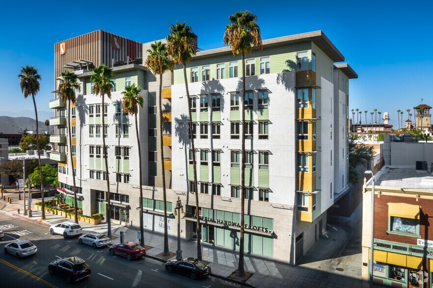 More Photos Of 3750 Main St, Riverside Apartments For Lease