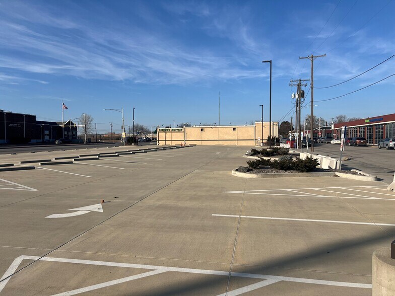 More Photos Of 1815 Burtlington St, North Kansas City Land For Sale