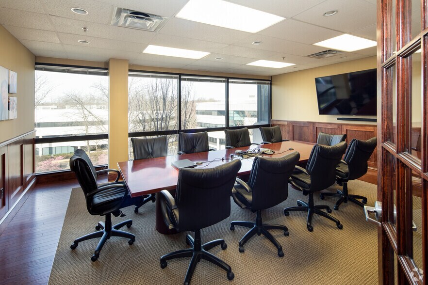 More Photos Of 6 Neshaminy Interplex, Trevose Office For Lease