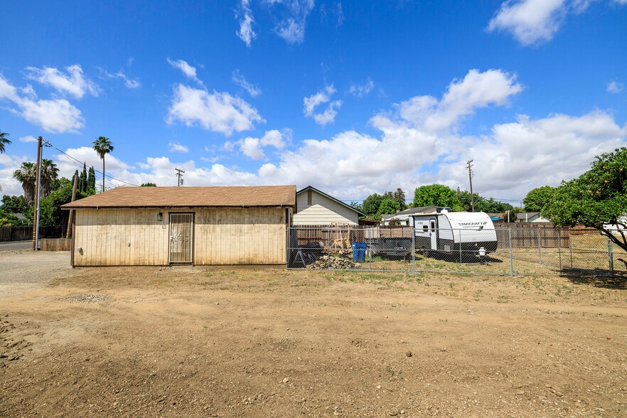 More Photos Of 720 N 2nd St, Patterson Specialty For Sale