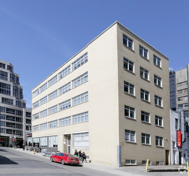 More Photos Of 1407 Yonge St, Toronto Office For Lease