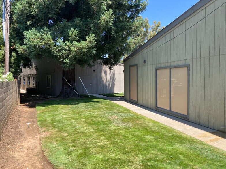 More Photos Of 5280-5290 Elvas Ave, Sacramento Medical For Lease