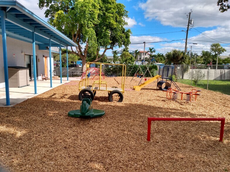 More Photos Of 1845 Lake Worth Rd, Lake Worth Daycare Center For Sale