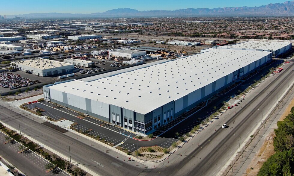 More Photos Of 3325 E Washburn Rd, North Las Vegas Unknown For Lease