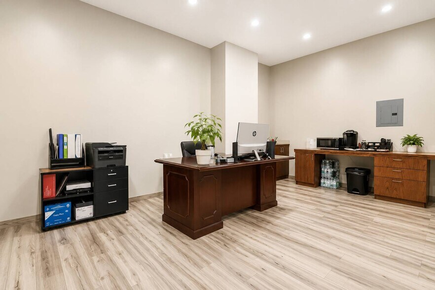 More Photos Of 78-04 67th Dr, Middle Village Apartments For Lease
