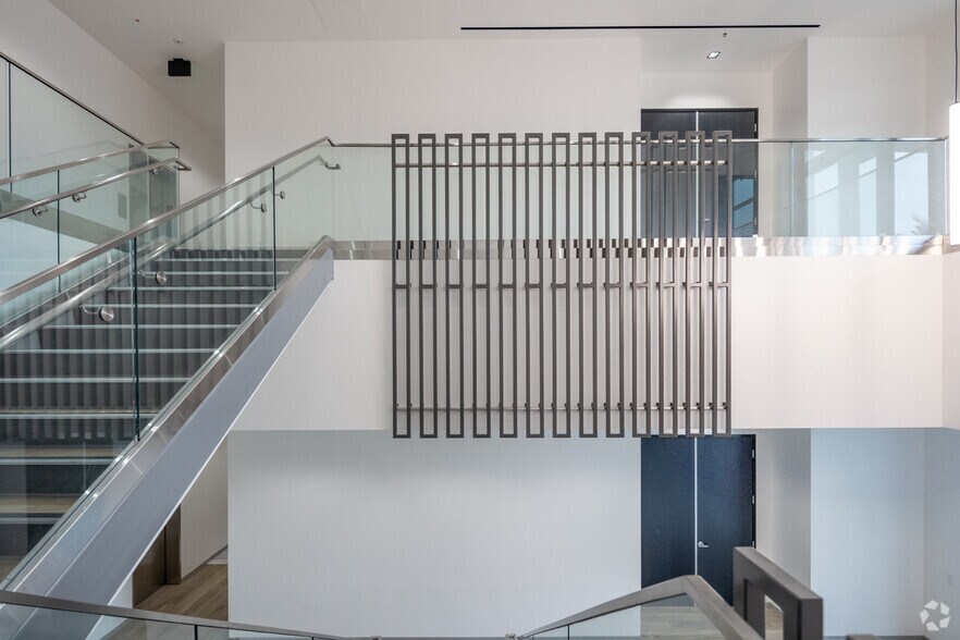 More Photos Of 5255 Katella Ave, Cypress Medical For Lease