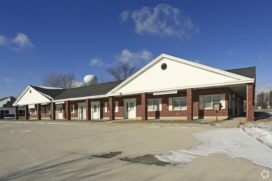 More Photos Of 419 Main St, Grafton Office For Lease