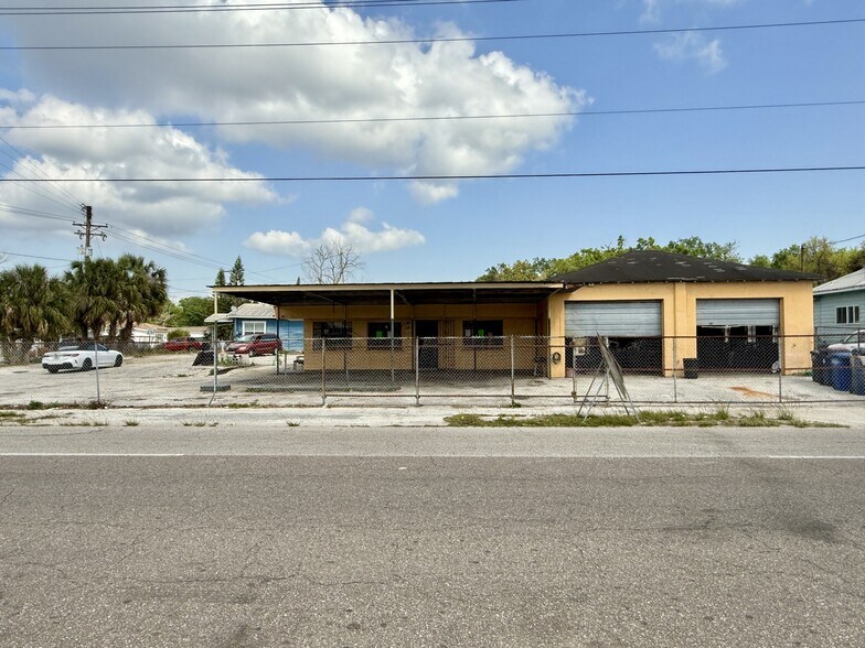 More Photos Of 3425 N 15th St, Tampa Auto Repair For Sale